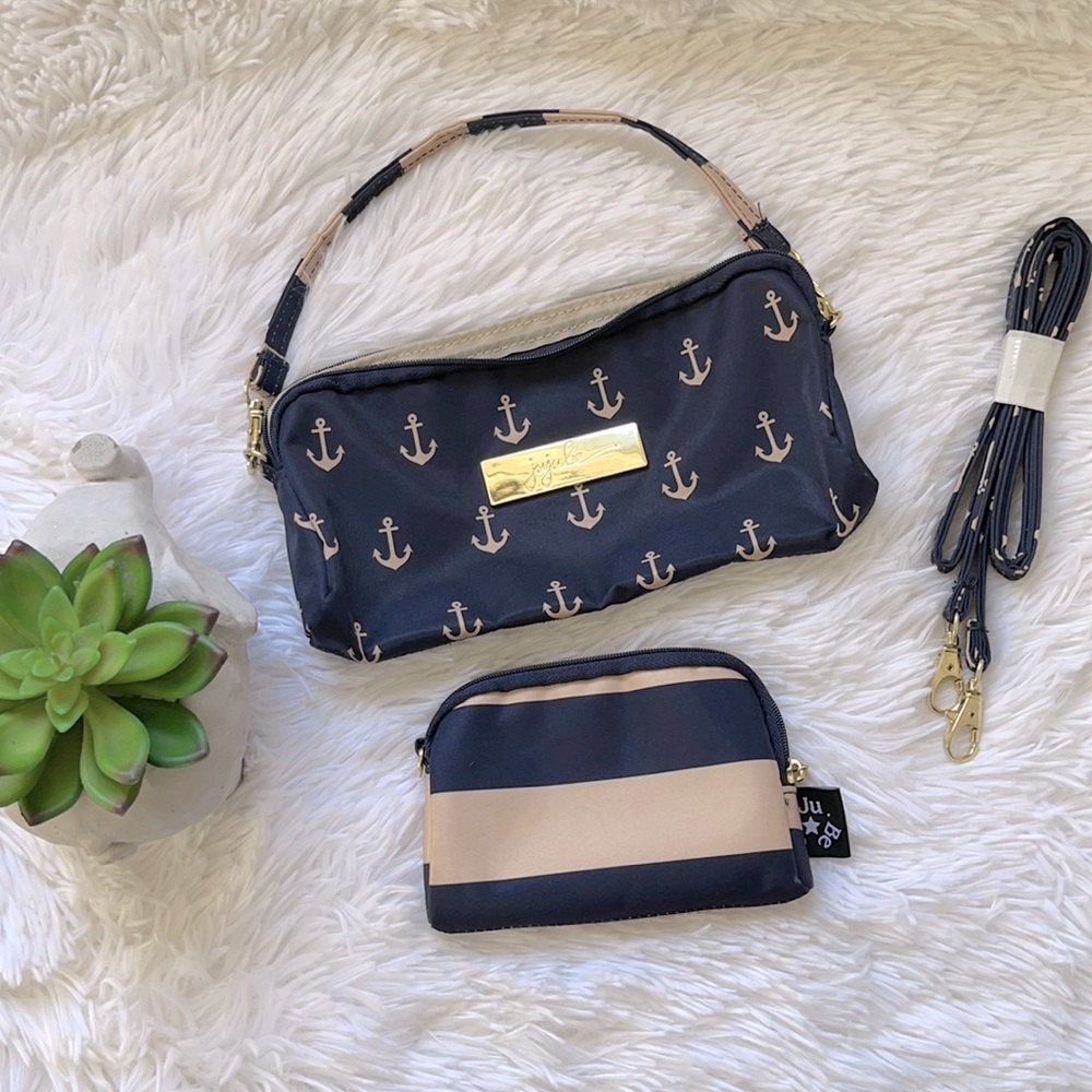 Jujube 2 piece Be set in Commodore